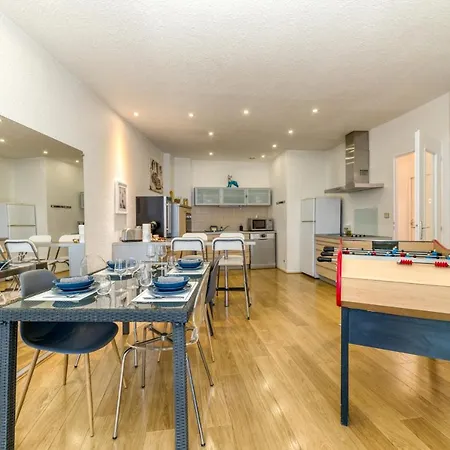 L'elegance- Centre Historique- Confort- Netflix- Marche Frais Et Local דירה